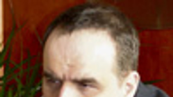 Župa zrušila „zlaté padáky“ a chce aj ďalej šetriť