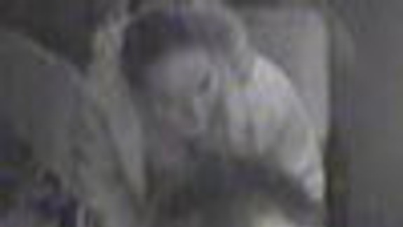 Trojica neoprávnene vyberala peniaze