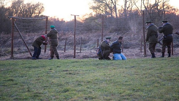 FOTO: Železnú oponu počas víkendu navštívili stovky ľudí