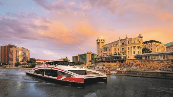 Najkrajšia cesta do srdca Viedne? Skúste loď z centra Bratislavy