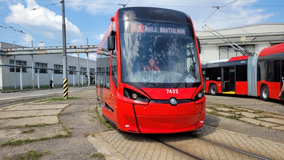 Dopravný podnik:Pre výpadky systému zrušili verejné obstarávanie na nákup nových električiek