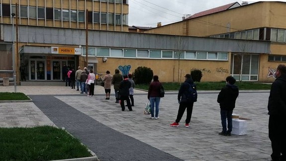 Slovenská pošta upresňuje, ako sa od dnes budú vyplácať sociálne dávky a dôchodky