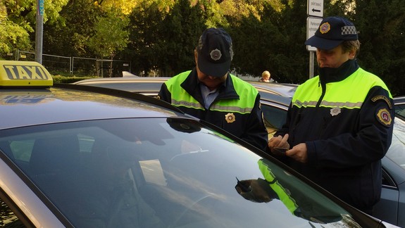 Mestskí policajti včera kontrovali taxikárov - ako to dopadlo?