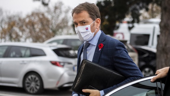 Matovič prezradil nový typ testovania pre školy: Vykloktanie do jednej nádoby