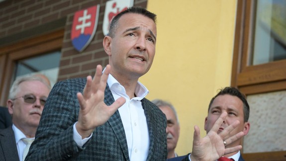 Drucker: Od nadchádzajúceho školského roka začne polovica základných škôl učiť po novom