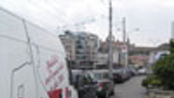 Hodžovo námestie stále volá po obnove