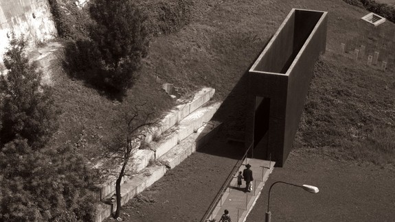 Židovské komunitné múzeum otvára výstavu fotografií Dvadsať rokov Pamätníka Chatama Sofera