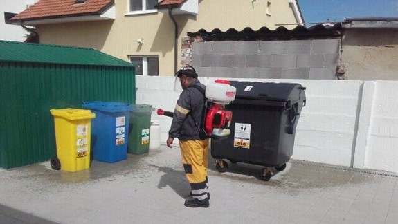OLO začalo s dezinfekciou zberných nádob - dotýkať sa ich nebude nebezpečné!