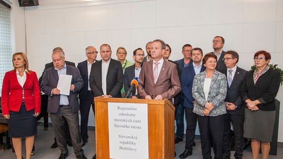 Bratislavskí starostovia: S Nesrovnalovým  návrhom o poplatku za rozvoj nesúhlasíme