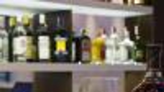 STREET COFFEE & RESTAURANT