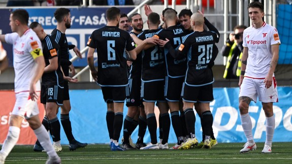 Futbal-NL: Slovan zvýšil náskok na 14 bodov, Žilina doma zakopla s Michalovcami