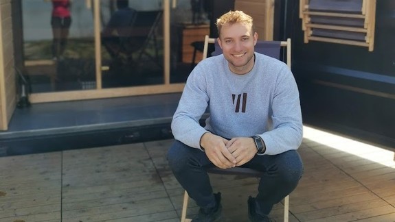 ROZHOVOR Keď mu korona vzala takmer všetko, začal pre ľudí stavať samoobslužné sauny a plniť si svoj sen