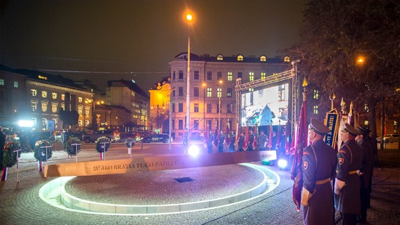 Na Rázusovom nábreží odhalili pamätník Hrob neznámeho vojaka