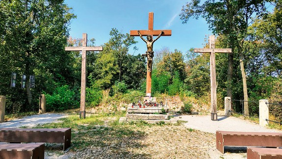 Príbeh bratislavskej Kalvárie sa píše už vyše 300 rokov. Prednedávnom opäť vstala z popola. Viete, koho zásluhou?