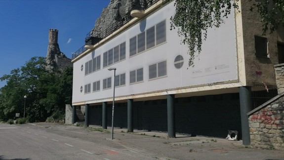 Čo bude so schátraným amfiteátrom pod hradom Devín?