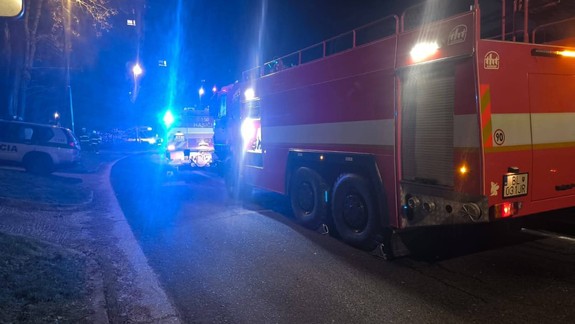 Hrozné: Zlodej v Bratislave vykradol rodinný dom, následne v ňom založil požiar