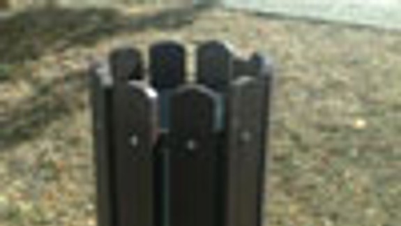 Na odpadkových košoch v Dúbravke nešetria