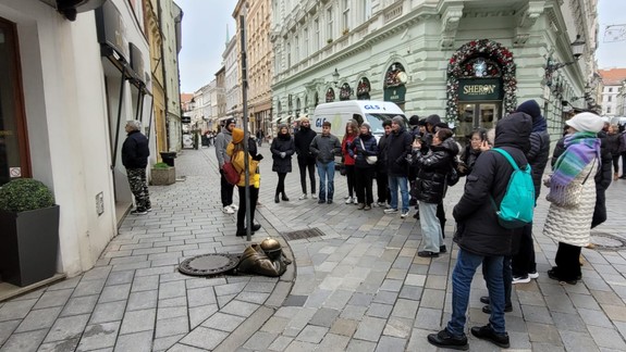Bratislavu vlani navštívilo takmer 1,2 milióna turistov, výraznejšie sa vrátili Číňania