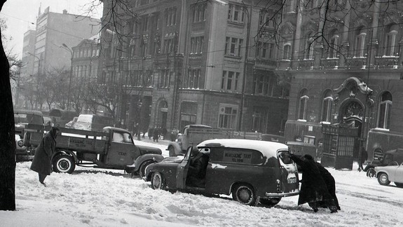FOTO  Pripomeňte si roky, keď Bratislavu zasypal sneh a vydržal dlhšie ako deň