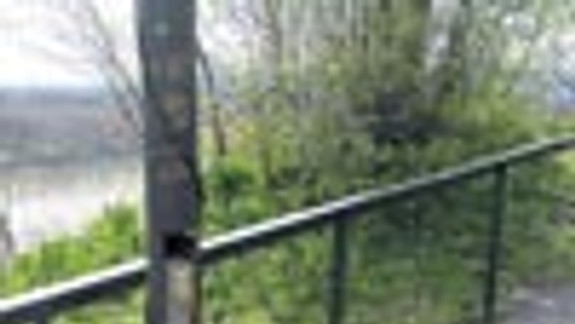 Chodník v Podhradí má chybičky krásy