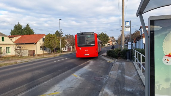 Útok na vodiča MHD: Neznámy muž k nemu pristúpil a nastriekal mu do tváre slzný sprej