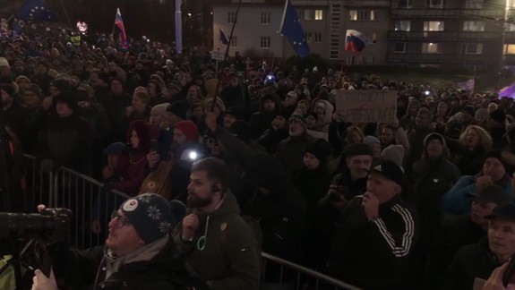 V centre mesta sa koná protestný pochod proti rušeniu ÚOO