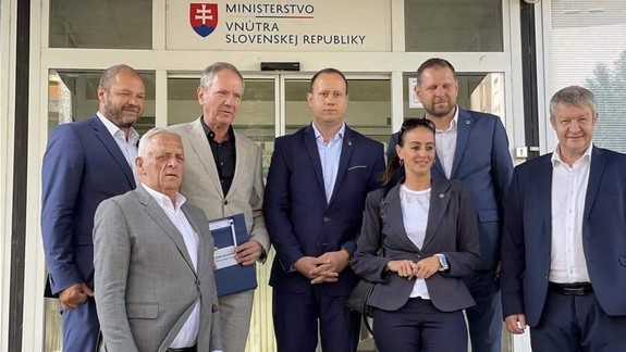 Voľby: Ministerstvo vnútra zaregistrovalo Stranu obcí a miest – SOM Slovensko