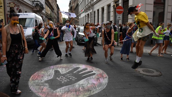 Hrozivá správa z Maďarska: Nakazených koronavírusom v krajine môže byť až 100.000 ľudí