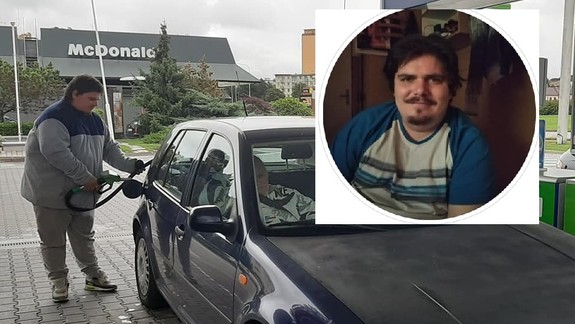 FOTO: Tento muž zarába na dôverčivých Slovákoch už roky - niekedy od nich vymámi aj 200 eur denne!