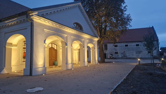 Premena kaštieľa v Čunove a jeho areálu na unikátne environmentálne centrum finišuje