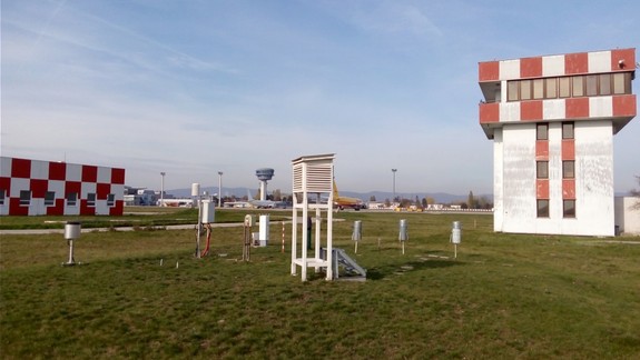SHMÚ: V Bratislave platí upozornenie na smogovú situáciu pre prízemný ozón