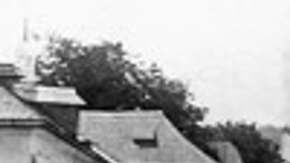 Váha bola skrytá, aby na seno nepršalo