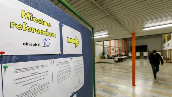 Komunálne voľby: V Petržalke sa koná aj miestne referendum so štyrmi otázkami