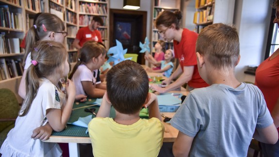 Aj deti sa môžu veľmi trápiť. Ako to spoznáte a na koho sa obrátiť?