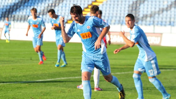 Futbalisti Slovana Bratislava zdolali ViOn Zlaté Moravce