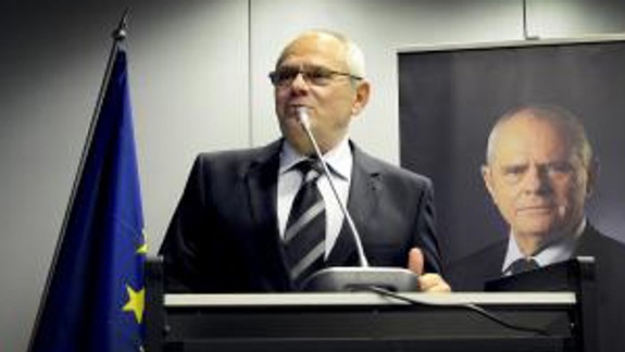 Prezidentské voľby v Bratislave vyhral Milan Kňažko