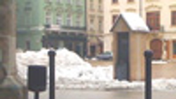 Pešia zóna je pre autá opäť neprejazdná