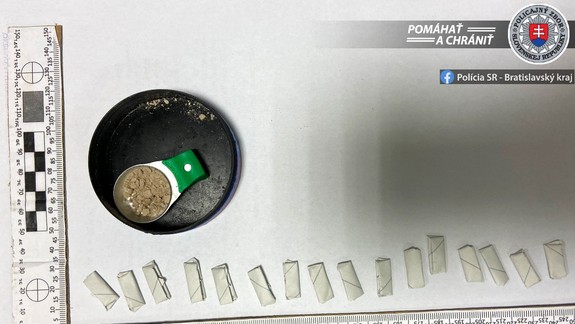 Úspešný záťah: Kriminalisti chytili v Pentagone ďalšieho dílera heroínu