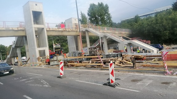 Mesto rokuje o termíne ukončenia rekonštrukcie karloveskej radiály - bude hotová do 12. septembra?