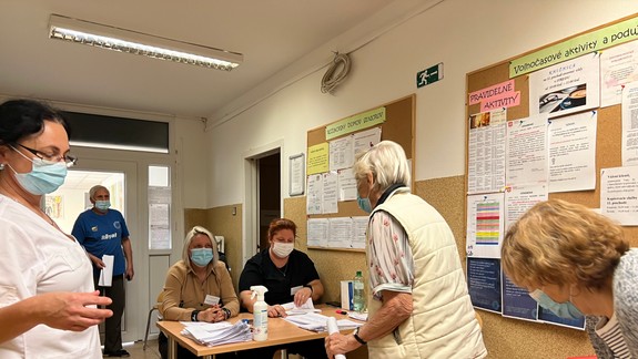 V SR pribudlo 4913 prípadov nákazy novým koronavírusom a 50 obetí