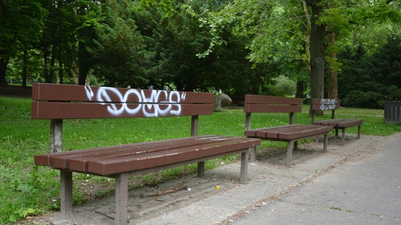 Kde skončili pôvodné lavičky zo Sadu Janka Kráľa? Dajú sa odkúpiť?