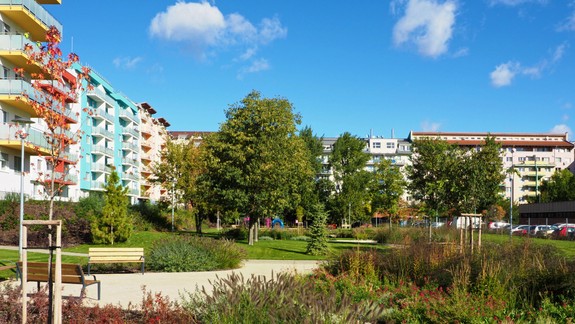 FOTO: V Petržalke pribudol nový park so zaujímavou fontánou