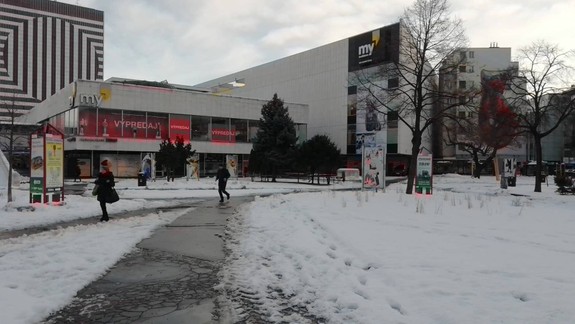 Nový majiteľ Tesca na Kamennom námestí plánuje predstaviť svoju predstavu obnovy lokality