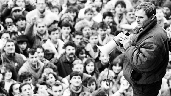 NAŠA ANKETA: Čo ste robili v Novembri '89?