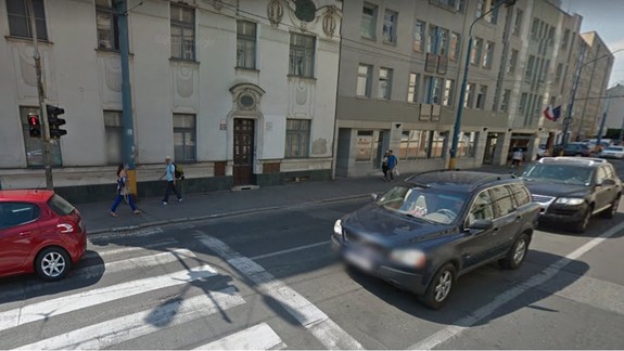 Dopravný ruch na Dunajskej ulici sa po uzatvorení Špitálskej výrazne zvýšil!