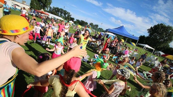 VIDEO: Deti sa nevedia dočkať svojho festivalu – na svete už je aj spoločná hymna ich idolov!