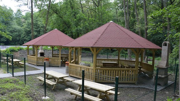 Na Partizánskej lúke si už môžete rezervovať  grilovací altánok, ceny však išli hore