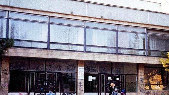 Rača získala 100-tisíc eur na opravu školy na Hubeného