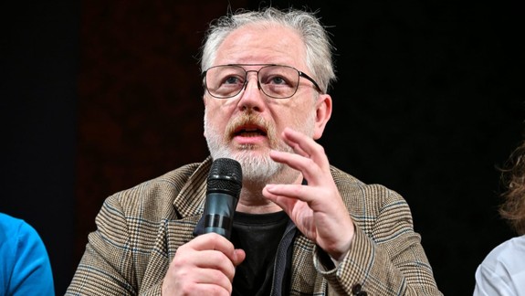 SND uvádza premiéru inscenácie Pred očami Západu v réžii D. Jařaba