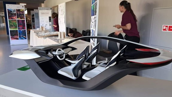 Na STU prebieha podujatie Science-enterTainment-yoU! v znamení hesla Veda hrou